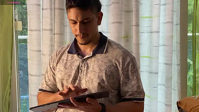 chicoinhibido online show from February 23, 10:44 pm