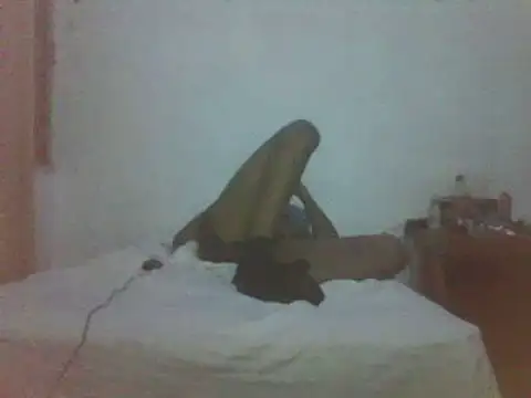 javier0990 online show from March 8, 9:02 am