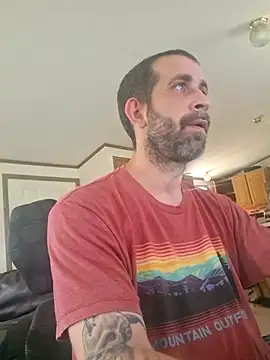 mayg online show from July 4, 5:49 pm