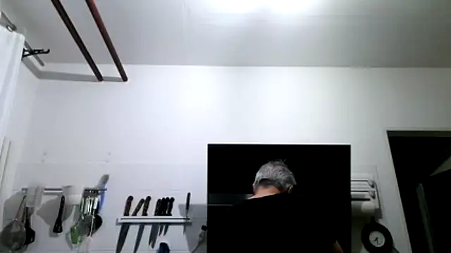 Berg Boy online show from February 9, 6:29 am