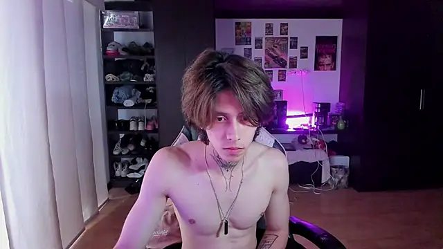 xIce Boy online show from April 17, 9:50 pm