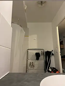 Renoirmonter online show from March 12, 4:26 pm