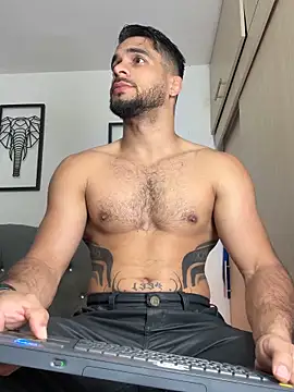 Maximiliano ford online show from October 28, 10:18 am