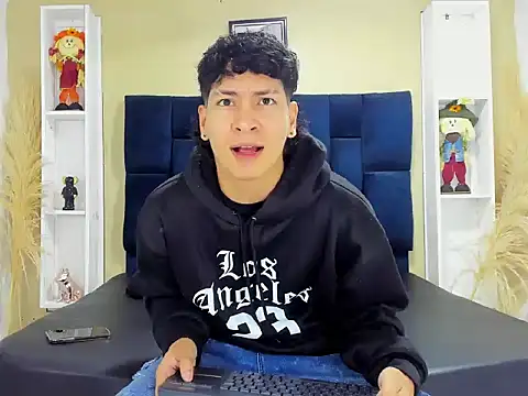 Jhojan twink online show from September 21, 11:21 am