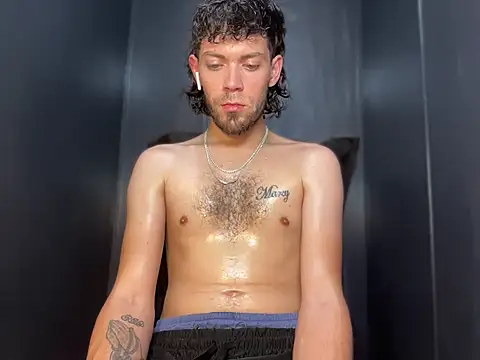 bwcizThrobbing online show from December 21, 6:10 am