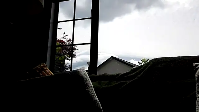 TAIZ69WORLD online show from November 6, 1:52 am