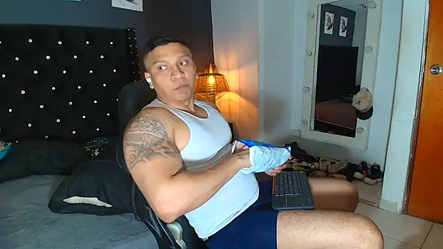 ethan dalton  online show from September 22, 2:44 am