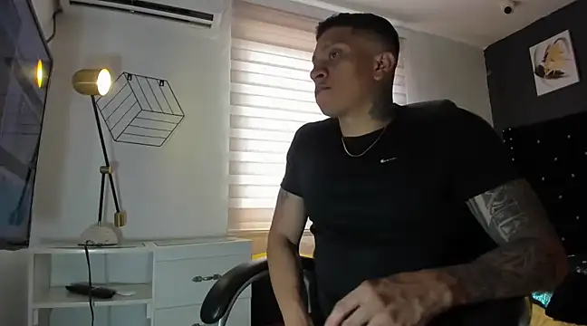 ethan dalton  online show from March 15, 4:43 pm