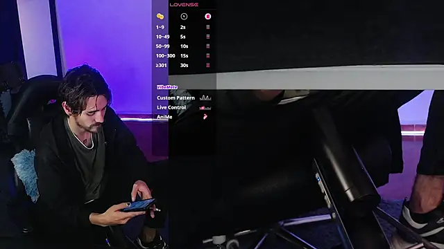 Aaron malikk online show from November 5, 3:08 am