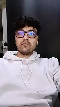 Freakydrag online show from November 20, 4:34 am