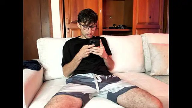 laurent 01 online show from March 18, 3:44 pm