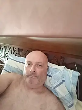 Alexis Bull online show from July 8, 1:59 pm