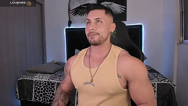 santi aesthetic online show from June 5, 6:52 am