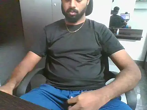 Snapshot of lovelyakash69 chatting on October 22, 4:05 am lovelyakash69 online show from October 22, 4:05 am