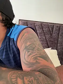 PapiStan online show from November 10, 9:53 pm