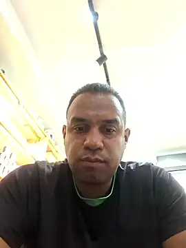 elnegro707070 online show from January 7, 11:43 pm