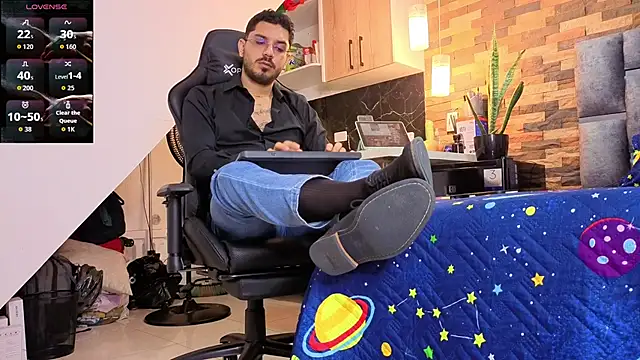 samuelcoopeer online show from February 26, 7:48 pm