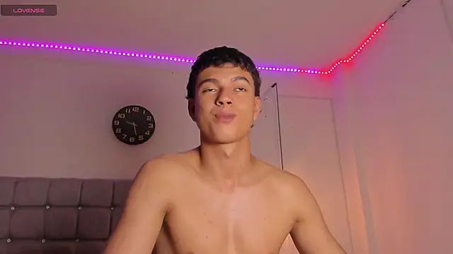 Santy Stump online show from November 13, 10:24 pm