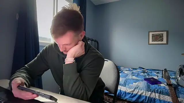 lustylyndon online show from April 14, 12:55 am