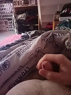 matlecoq2 online show from February 8, 1:37 pm