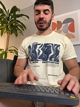 AxelThompson  online show from November 29, 12:07 pm