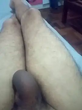 GuilhermeYuree online show from February 5, 9:33 pm