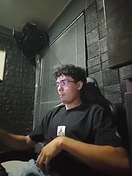 jacobs shelby online show from March 6, 12:40 am