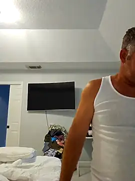 Snapshot of cubanitofeliz40 chatting on September 10, 11:20 am cubanitofeliz40 online show from September 10, 11:20 am