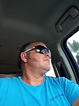 Snapshot of cubanitofeliz40 chatting on October 27, 8:11 pm cubanitofeliz40 online show from October 27, 8:11 pm