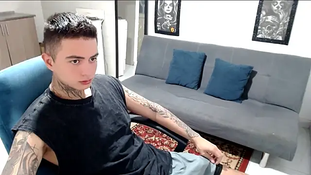 santii ss online show from November 19, 11:37 pm