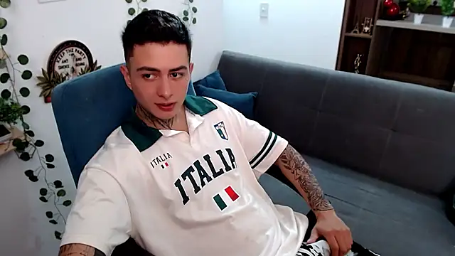 santii ss online show from March 19, 3:04 pm