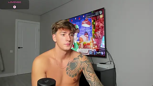 DaniHort online show from December 15, 9:06 am