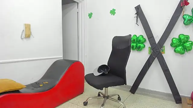 StraightBoy Nick online show from April 1, 6:26 am