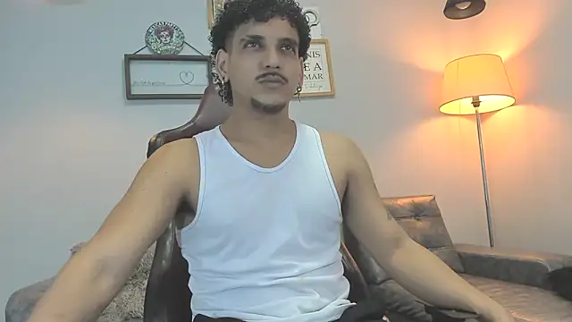 Xfire boy69 online show from December 1, 5:27 pm