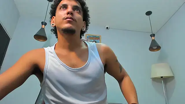 Xfire boy69 online show from January 7, 4:12 pm