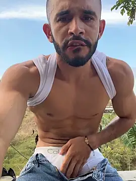 Jacksonfranco online show from February 21, 10:33 pm