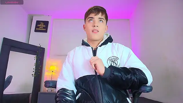 Lucass love online show from January 9, 1:16 pm