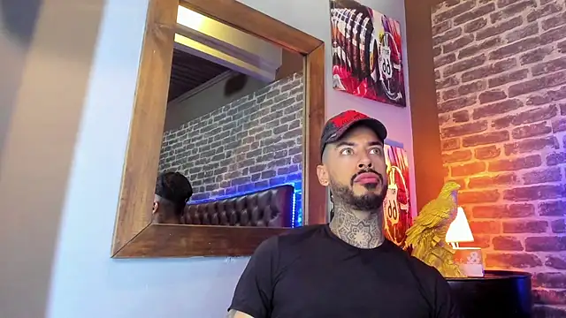 VinzenzRizzo online show from February 21, 10:33 pm