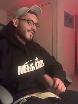 malek xarx  online show from February 3, 6:22 am