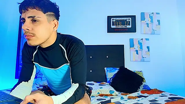 Luke Stone online show from October 28, 6:43 pm