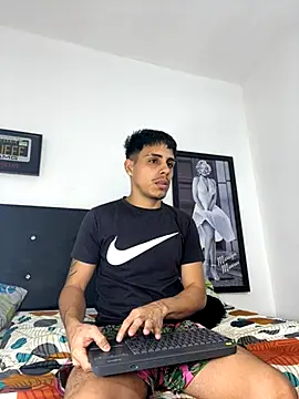 Luke Stone online show from November 26, 9:40 pm