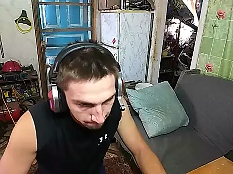 Snapshot of Alexilon chatting on September 11, 10:14 am Alexilon online show from September 11, 10:14 am