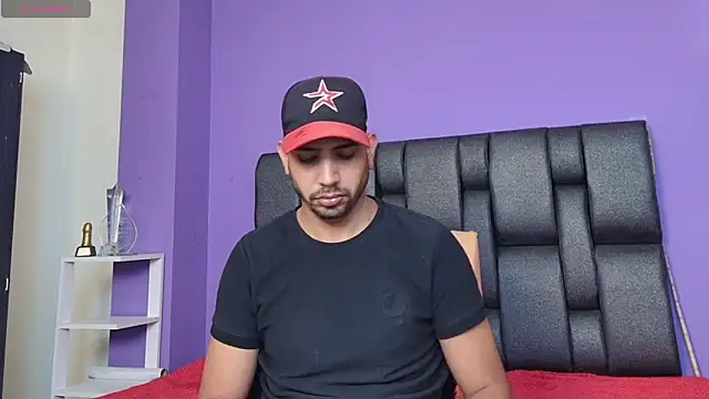 ashtoncooperr online show from January 8, 5:18 pm