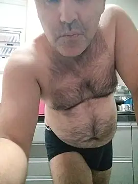 LeoMaduroSP online show from October 26, 8:11 pm