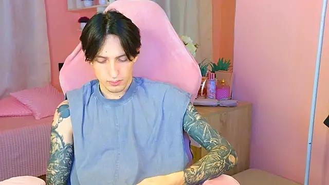 Martin Jin online show from October 19, 1:14 pm