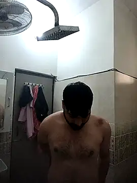 Himanshu111007 online show from September 25, 5:17 am