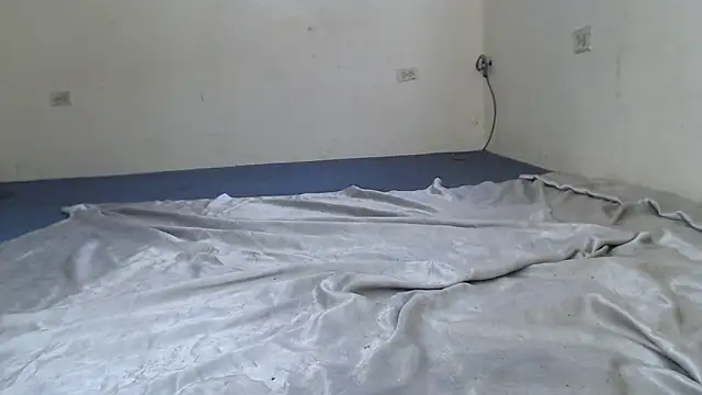 BlondZilla online show from November 11, 3:50 pm