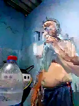 Snapshot of miroqui143 chatting on October 3, 12:32 pm miroqui143 online show from October 3, 12:32 pm