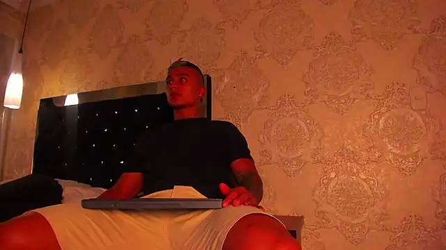 ThiagoBlaze online show from September 9, 3:17 am