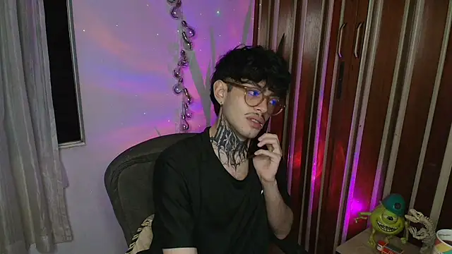 Mihail leroy online show from November 29, 1:29 am